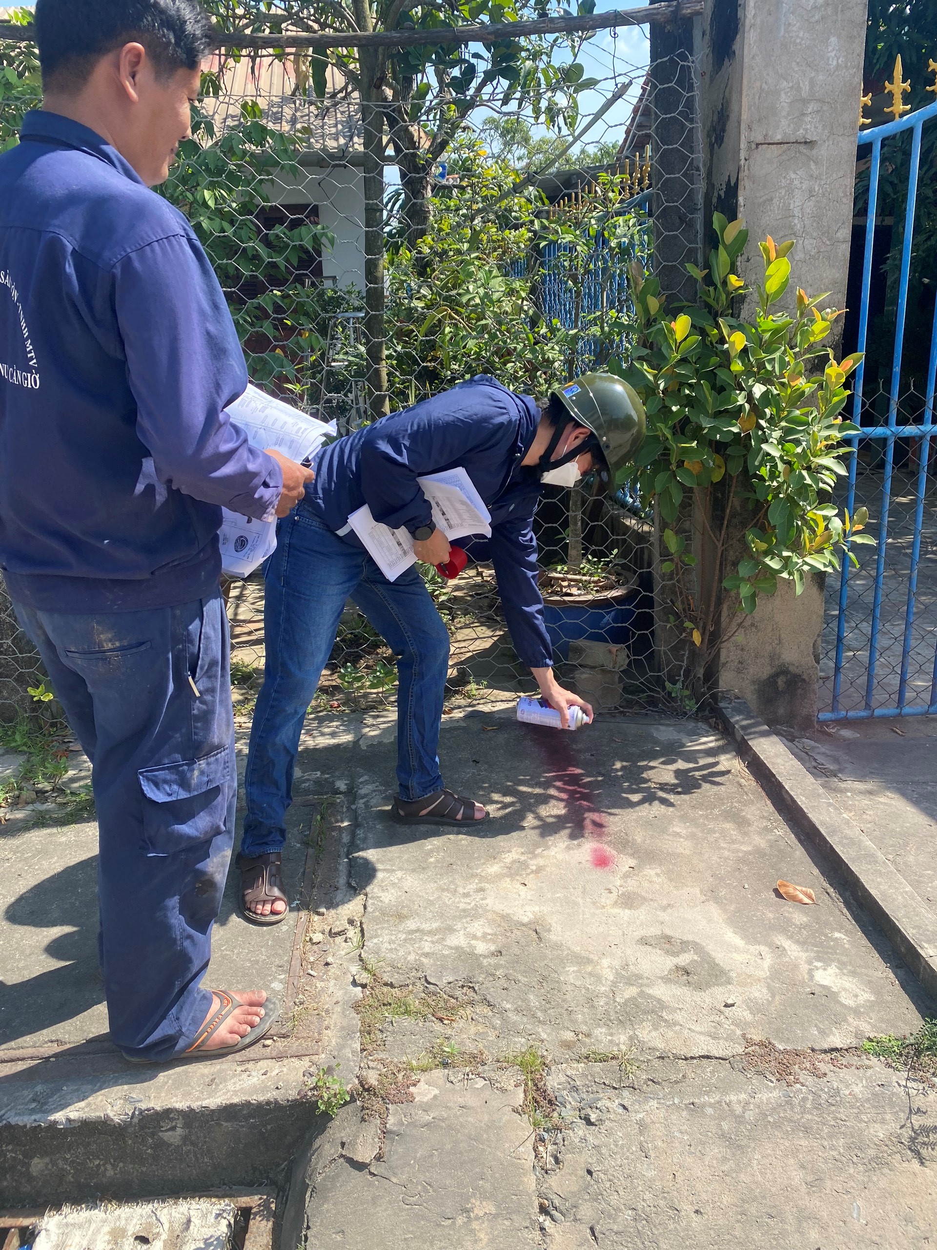 LẮP ĐẶT ĐỒNG HỒ NƯỚC THEO NGUYỆN VỌNG CỦA NGƯỜI DÂN TẠI XÃ TAM THÔN HIỆP, HUYỆN CẦN GIỜ