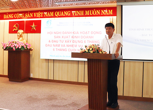 6thdaunam187221.jpg (214 KB)
